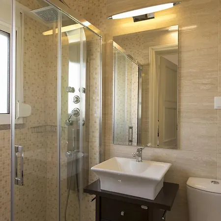 Gaspar House Pensionat 3*