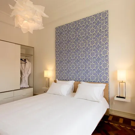 Gaspar House 3*